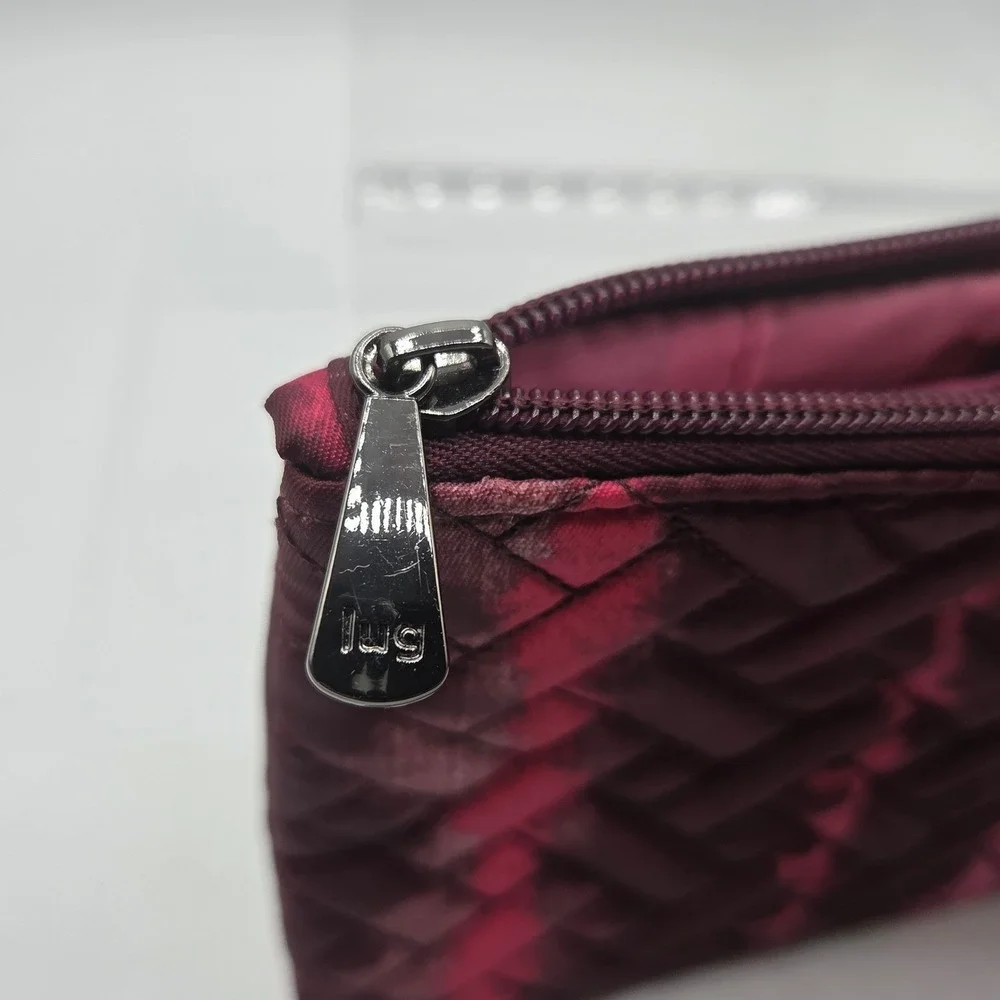 Lug Peekaboo Cosmetic Travel Pouch Wristlet Burgundy Pink Tie Dye Quilted‎